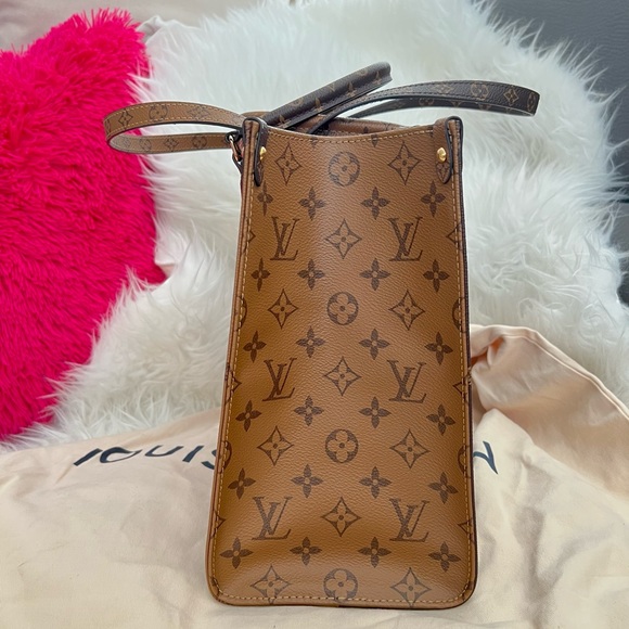 ❣️❣️❣️SOLD on IG❣️❣️❣️ ON THE GO MM w/ Monogram & reverse monogram - Picture 5 of 11